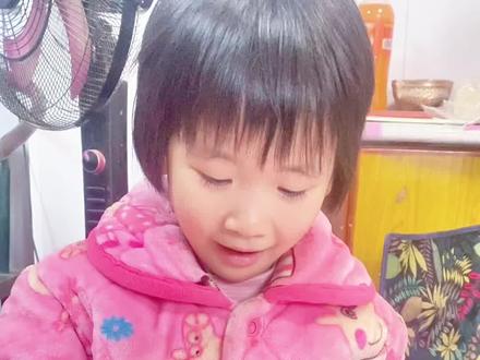 娃的第86个拼豆,给粉丝拼猫咪小蛋糕#拼豆 #拼豆图纸 #抖来带娃大赛 #种草激励计划 #我和孩子的手工故事