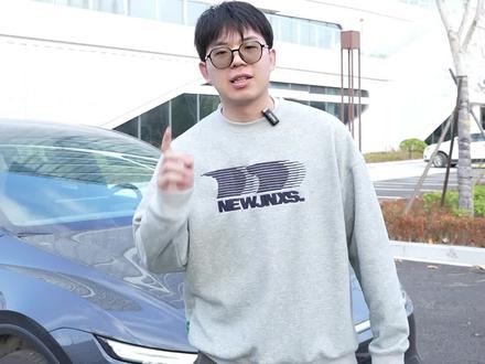 没有购买高级车载娱乐包的车友们,可以按照这个方法应急一下哦,操作也很简单,快去试试吧!#特斯拉 #特斯拉modelyl #买车必看 #每天一个用车知识