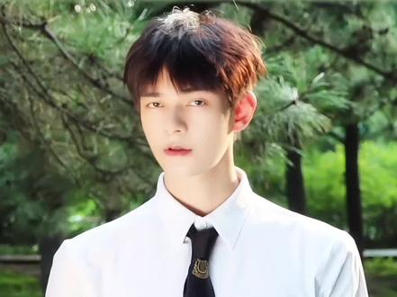 #何昶希逐玉被换脸 男爱豆何昶希新剧《逐玉》被换脸了…什么情况?🤔#何昶希