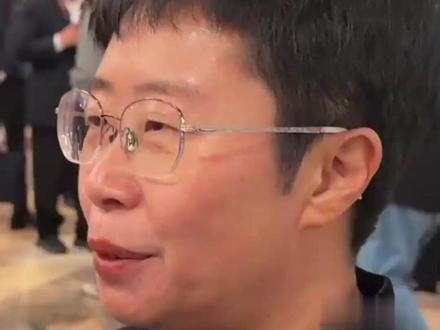 蒙曼被邀请北京参会,支持多元化婚育观,又帮着年轻人向社会喊话 #蒙曼 #北京 #两会