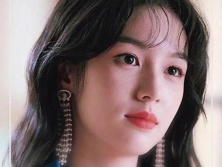 现代女孩回到八十年代卖衣服 #你好1983 #周也 #翟潇闻 #你好1983开播 #你好1983越追越上头