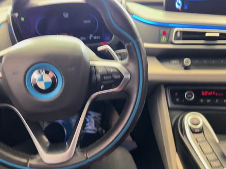 分享宝马i8如何解除应急空档,#宝马#宝马i8 #应急解锁