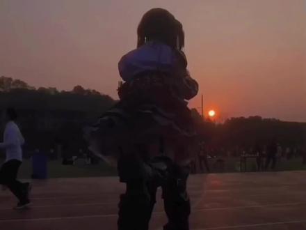 漆黑烈焰使果然是最强的#小鸟游六花 #中二病也要谈恋爱 #勇太