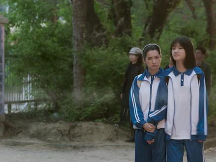 在这个压抑的家庭里,小名成为了柏庶唯一的光 #隐身的名字