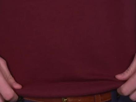 肚脐眼里的“泥”到底是啥?能不能抠?显微镜放大1000倍现原形