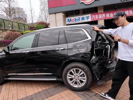 保持了3年的原版原漆,成了事故车,如何维修能降低损失 #精修事故车 #凯迪拉克xt6 #二手车检测