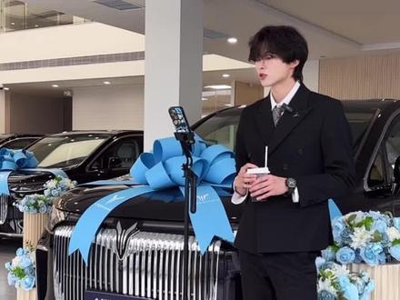 太猎奇的脑筋急转弯… #廖鹏#小袁心 #猎奇 #抽象 #西装