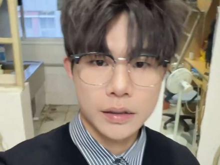 丑没关系的 动起手来 拒绝男生化妆羞耻!#男生化妆#妆前妆后#研一#vlog十亿流量扶持计划 #男生化妆