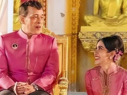 #泰国诗妮娜贵妃 是继#王后苏提达 之外,#泰国王室 官方对外承认的“国王配偶”,她在2022年春节“消失”于大众视野,据说是被送到德国产子,现在王室有意让她复出,也许是考虑出身平民的她,有很高的民众支持率,“国王的爱”不是传奇,终究是要权衡利弊的!