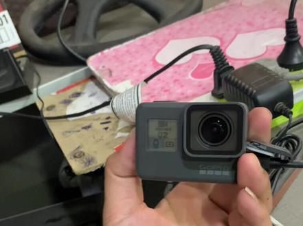 入坑gopro5……二手的。晚上下班试了下!!还不错 @我爱China! 跟你一样,含在嘴里😹