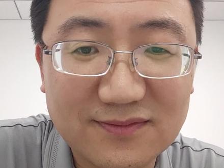 #诸城 #中考 #二模 决定你能不能考上高中的,不是最后的压轴题有没有答对,而是你的基础题和中档题该拿的分有没有拿到。
8道小题自测物理基础是否扎实,不扎实的抓紧时间回去翻课本。
1.核电站是核聚变还是核裂变;
2.人耳的听觉频率范围;
3.弹簧测力计的工作原理;
4.热量的定义;
5.什么是平衡状态;
6.影响电磁铁磁性强弱的因素;
7.研究动能影响因素实验中,让小球从同一高度处滚下的目的;
8.物理实验多次实验的两种目的。