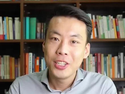 disguise:掩饰;伪装 A blessing in disguise
塞翁失马焉知非福
#每天学习英语一点点 #单词速记 #考研单词 #每日学习打卡 #如何用抖音学英语