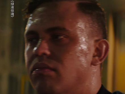 分享给正在减肥的朋友,看完“爆浆”就会“暴瘦”。#电影绿液惊魂 #减肥 #瘦瘦瘦