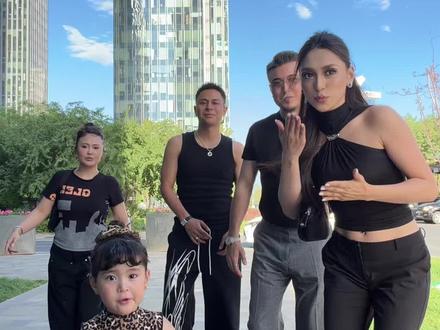 顺拐舞出现了人传人的现象#巴西顺拐舞