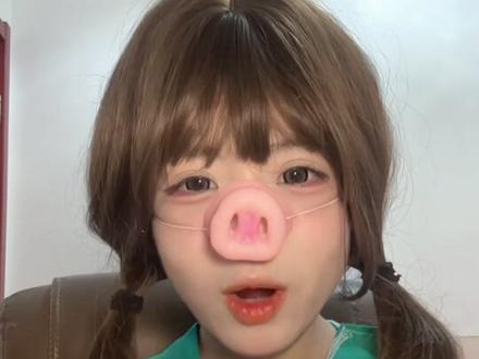 我吃的是不是有点埋汰😭#深夜放毒#火鸡面 #猪妞 #肥猪猪的日常 #美食