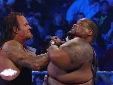 送葬者使出地狱之门,将大V老爹锁到吐血,最强锁技!