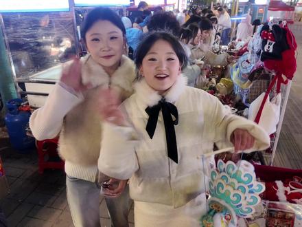 持之以恒,不断坚持#热门 #大学生摆摊月入两万 #摆摊创业vlog#醒狮灯笼#感谢抖音爸爸