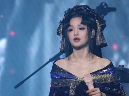 春风若有怜花意 可否许我再少年
#关山酒 #草帽酱