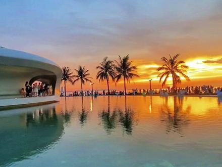 云洞是懂给你惊喜的#海口 #治愈系风景 #云洞图书馆