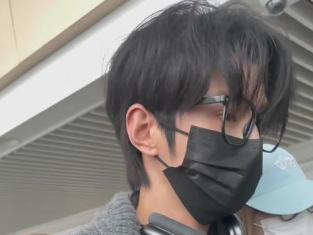 郝熠然重庆到达#郝熠然