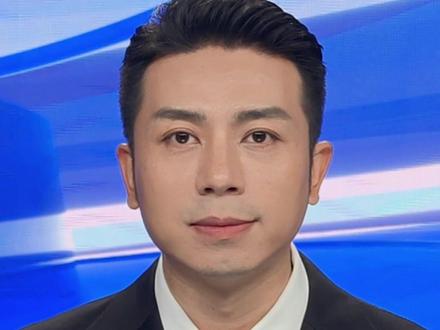 转发提醒!注意防护! 流感H3N2毒株严重可致呼吸衰竭,专家:需经医生评估后48小时内吃奥司他韦。(出镜:白靖;编辑:梅雪妍;责编:谭泳欣;素材来源:央视财经)#流感 #健康 #H3N2 #转发提醒