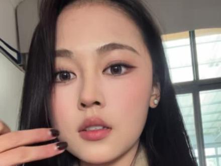 豆包解说化妆,太有意思了哈哈哈哈哈哈哈#豆包 #豆包解说化妆 #搞笑 #化妆