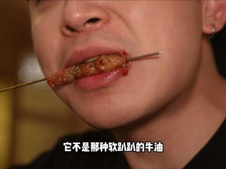 岳阳没什么好吃?烧烤嗦螺超越所有! 嗦螺配虾尾,大颗牛油嚼着香,大粒牛筋超Q弹!哪怕只来一日游,也能被岳阳的美食狠狠拿捏!#岳阳美食 #岳阳大排档 #岳阳烧烤 #岳阳一日游