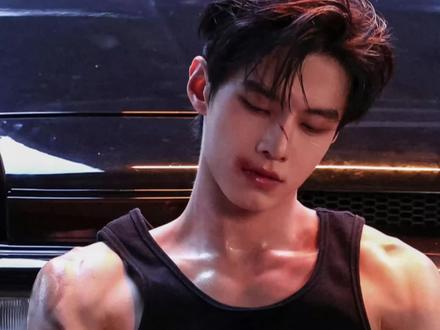 靳朝落幕,热爱不休,何与未来可期!#何与 #双轨 #靳朝 #何与靳朝 #双轨靳朝姜暮