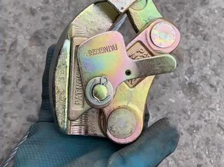 万能卡头,日式卡头#卡线器 #紧线器 #国家电网