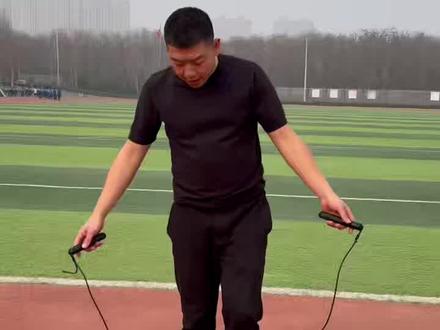 #健身运动 中考体育跳绳
2026年邯郸市中考体育抽考项目为:一分钟跳绳