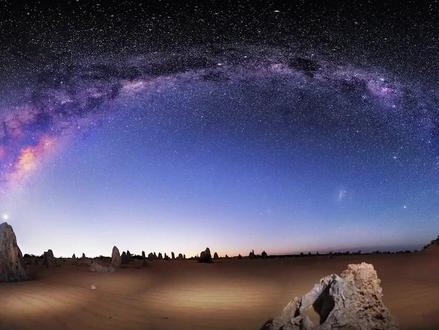 星空银河怎么拍?不需要倒计时拍摄,按快门那一下的抖动对于长曝光来说没啥影响#星空摄影教程#摄影教学