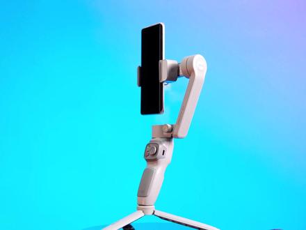 拍摄剪辑全搞定 智云Smooth Q3是最适合新手的稳定吗? @DOU+小助手