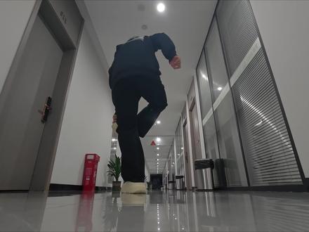 “我要的是绝对的碾压”#这首partypeople硬 #红底鞋转场 #救赎 原创@不具象