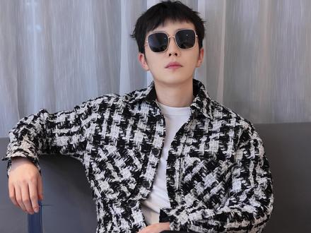 #猜猜我是谁 全球100张最帅面孔就是我,我就是盛司麟~愚人节快乐!