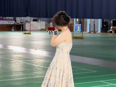 穿裙子也能杀?! #羽毛球 #打羽毛球女生 #反差 #杀球 #甜妹