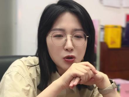 开会时聊到高考经历,一不小心走心了...祝所有考生旗开得胜,金榜题名!#高考倒计时所有考生高考加油 #高考喊楼有多震撼 #2024高考 #高考加油 #新闻姐 @抖音小助手