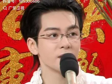 #白鹿曾舜晞大孤山祈福
小年山海祈福,和好友们私享时光🎉
名曾妍顺微博之夜没合体,但私下一同祈福还满足了小曾要看雪的愿望,太棒了😘