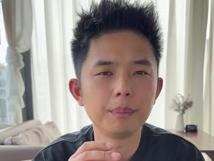 黄金暴跌别慌,这是主力最后的洗牌#行业大揭秘 #金价暴跌 #金价下跌 #金价 #二奢小龙哥