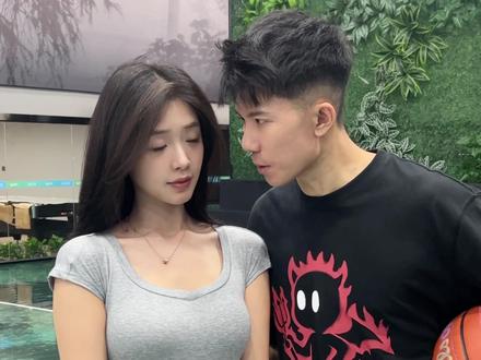 巨龙还能继续打球确实是奇迹! #走啊打球去 #云南白药气雾剂双瓶双效守护及时 #zooparty