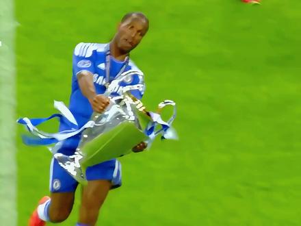 《阿布的蓝桥遗梦》 阿布与切尔西的19年:那个花20亿买来21冠的男人,最后为何哭着离开?#阿布拉莫维奇 #切尔西 #唯有足球不可辜负