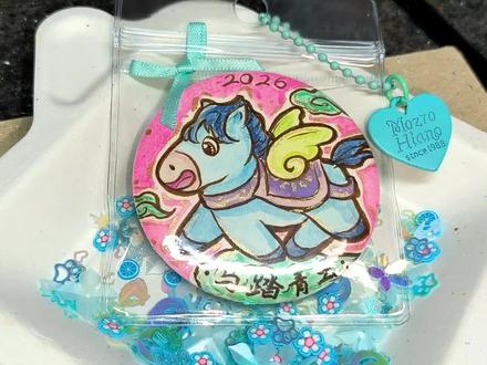 『马踏青云』徽章绘制过程☁️ “踏马而来 青云直上”🐎
#画出我的天马行空 #跟着抖音学画画 #马年画马 #绘画过程 #diy