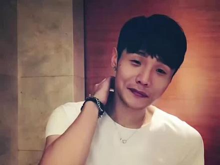 李荣浩早期才是真正的:如何呢?又能怎 #李荣浩 #抽象 #精神状态 #老铁娱乐观察站