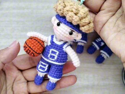 篮球少年钩织教程#钥匙链挂件钩织教程 #手工钥匙扣 #我的手工作品