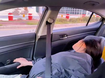 孕妇练瑜伽突然肚子疼,差点在车上生了