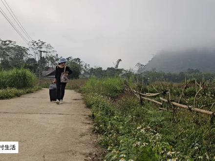 尼泊尔富家女娜娜离开渔场回到妈妈身边,小狗也生病了,无精打采