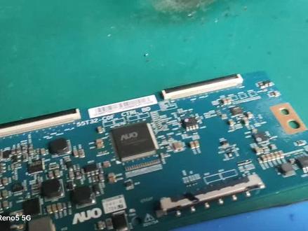 AUO55T32逻辑版检修教程,一位粉丝电视灰屏,分别点单边都不出图像,后来检测是逻辑板损坏,发到我这边维修,我竭尽全力终于把逻辑板修好!