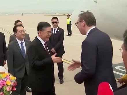 武契奇刚到北京,巴基斯坦总理也开启访华之行