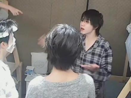 愚人节快到了🔥🔥#桂桂瑞瑞#桂瑞橹#TF家族四代
陈奕恒:@宅猫送狗