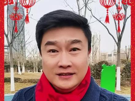 老话说:年廿八,贴花花!对联、福字、窗花今天全安排上,红红火火、年味拉满!#贴对联 #年味 #过年氛围提前搞起来了 #贴春联贴福气