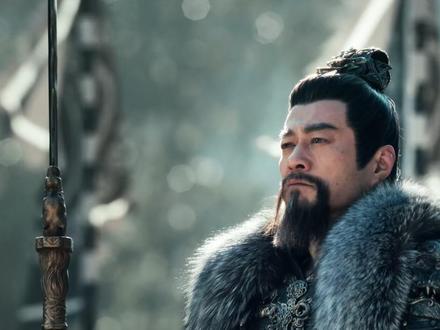 樊长玉斩杀长信王 《逐玉》打戏名场面逐帧解析第二期#逐玉 #田曦薇 #张凌赫 #电视剧解说 #电视剧